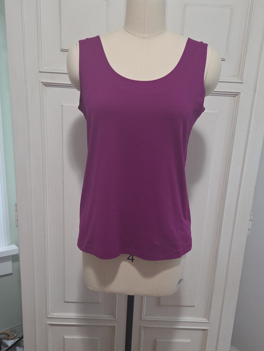 Chico's Sleeveless Scoop Tank in Vibrant Purple